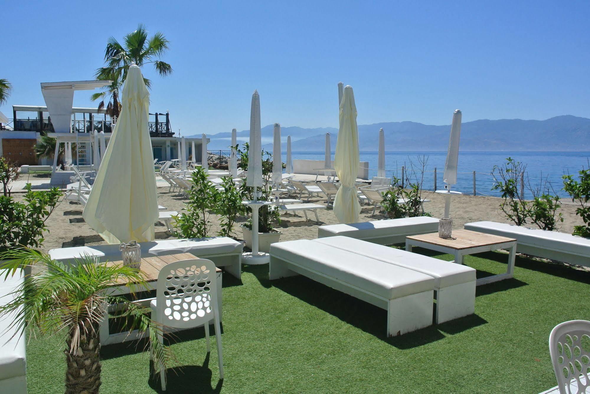 B&B Pellicano Guest House Reggio Calabria Exterior photo
